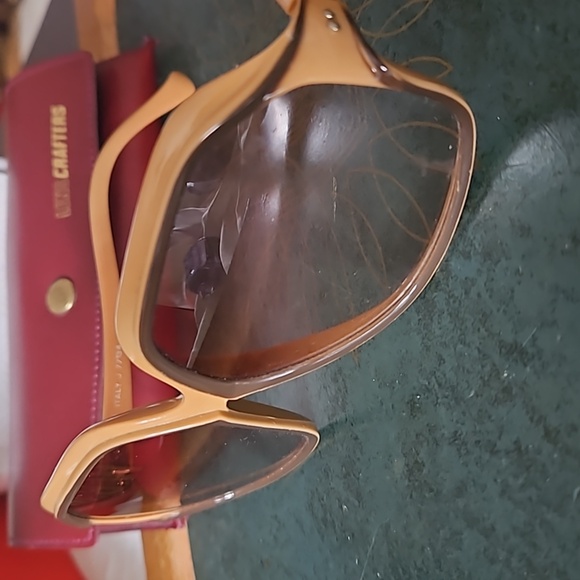 Italy Marked 70s unisex 2-tone large frame sunglasses leather case Unisex - Picture 1 of 16